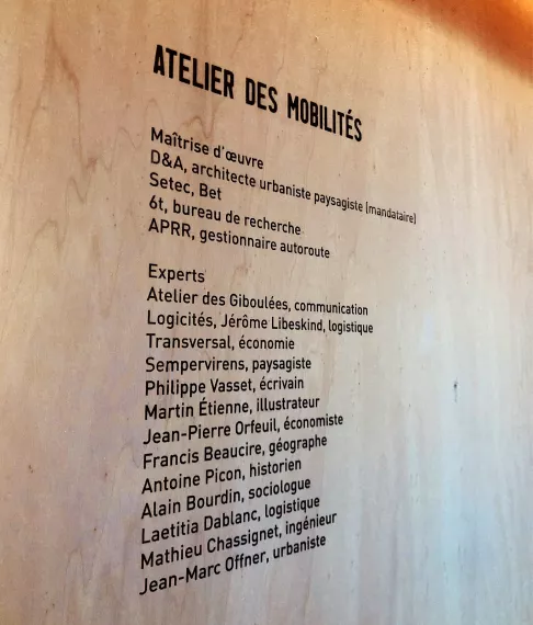 https://services.atelier-des-giboulees.com/img/210406-giboulees-routes-du-futur-galerie-1-3.jpg?fm=webp&q=80&fit=max&crop=1928%2C2260%2C0%2C0&h=570